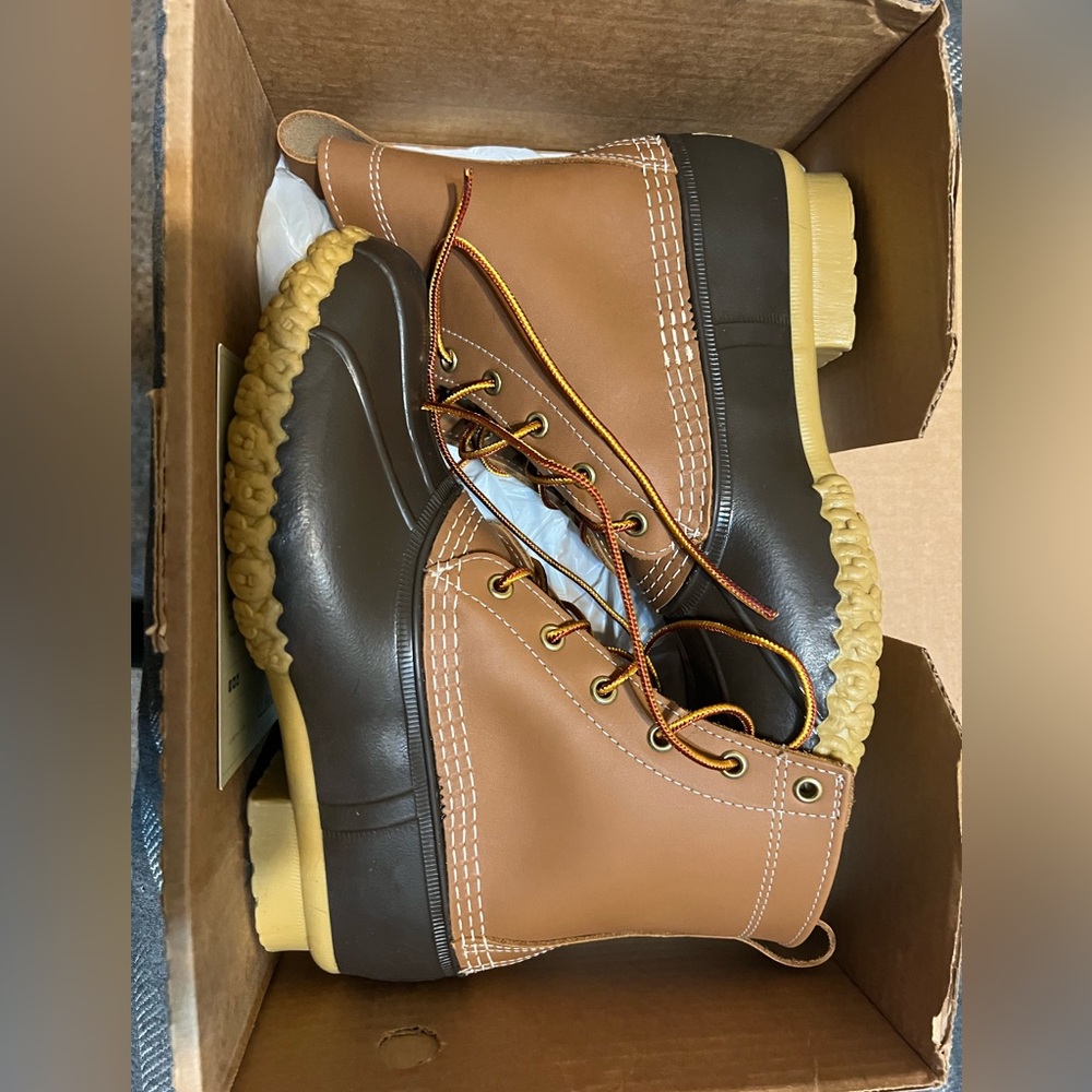 L.L. Bean Women’s Brown and Black Rain Boots size 9
